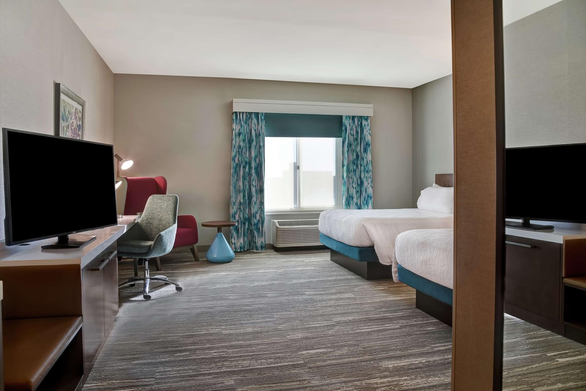 Hilton Garden Inn Kansas City/Kansas Exterior photo